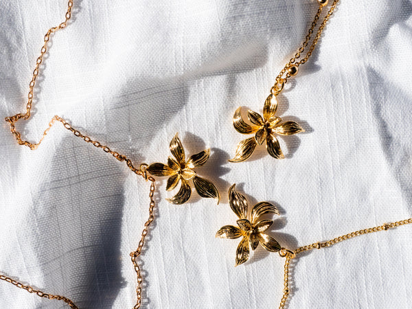 18k Orchid Flower Necklace - Brink and Forbes
