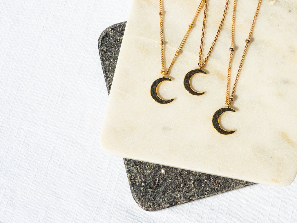 18k Small Crescent Moon Pendant Necklace - Brink and Forbes